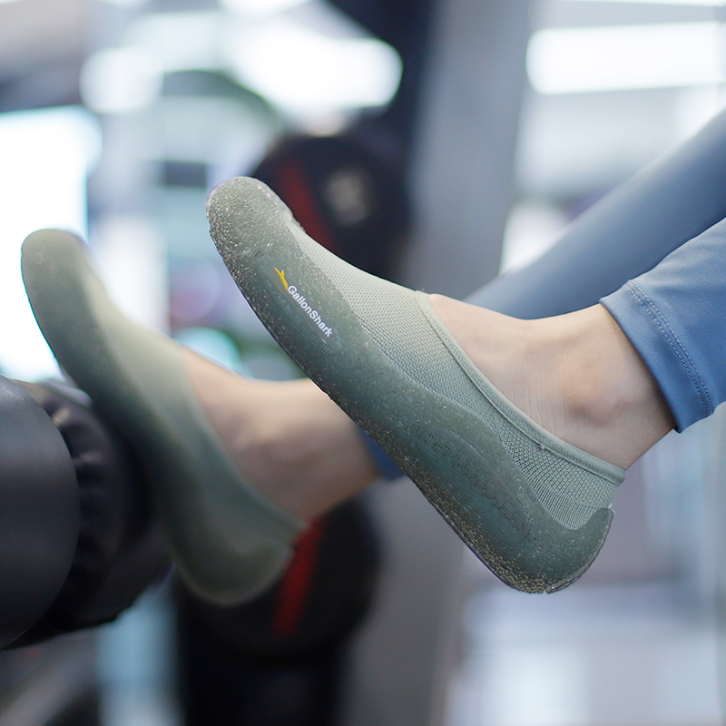 GallonShark Çıplak Ayak Çorap  - Pilates Yoga Footwear incelemesi ve fiyatı